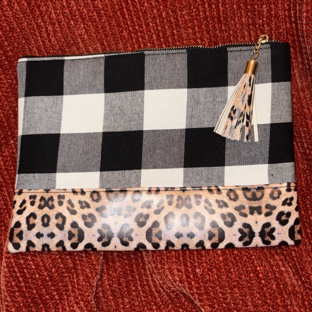 Stylish Black and Tan Clutch
